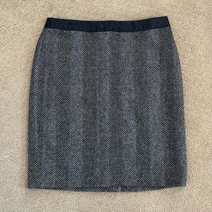 Banana Republic Herringbone Pattern Wool Skirt
